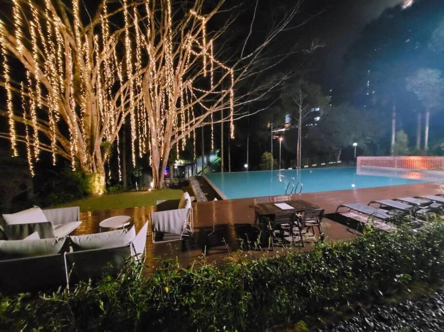 4-7 Pax Genting View Resort Kempas Residence -Free Wifi, Netflix And Free Parking Dataran Tinggi Genting Bagian luar foto